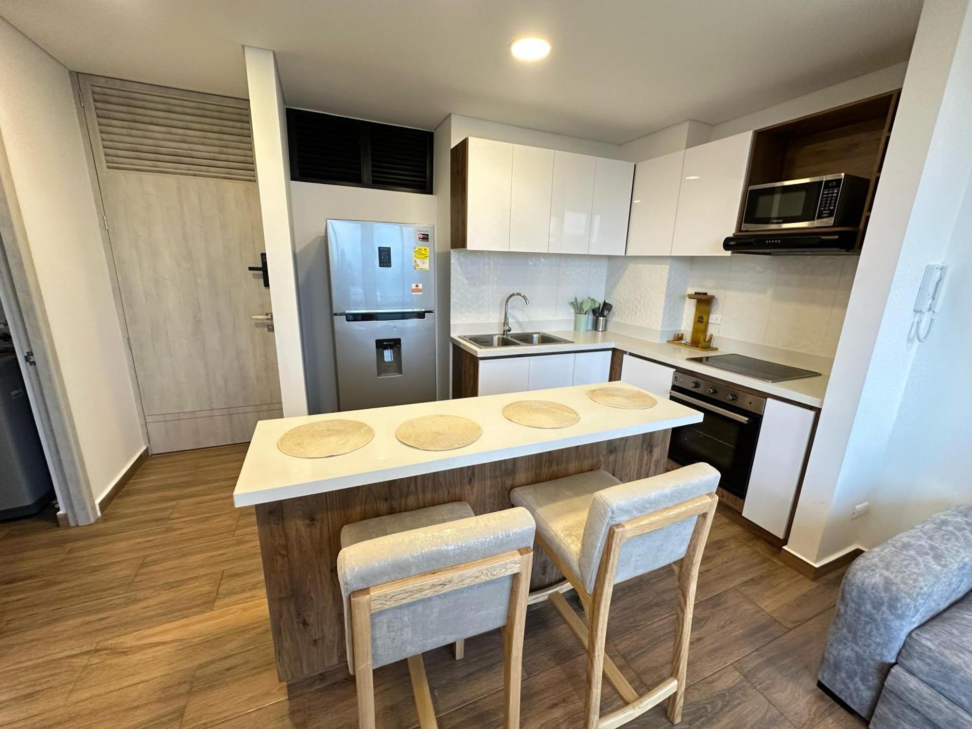 公寓 Amara-706 Hermoso Y Amplio En Barrio Laureles *